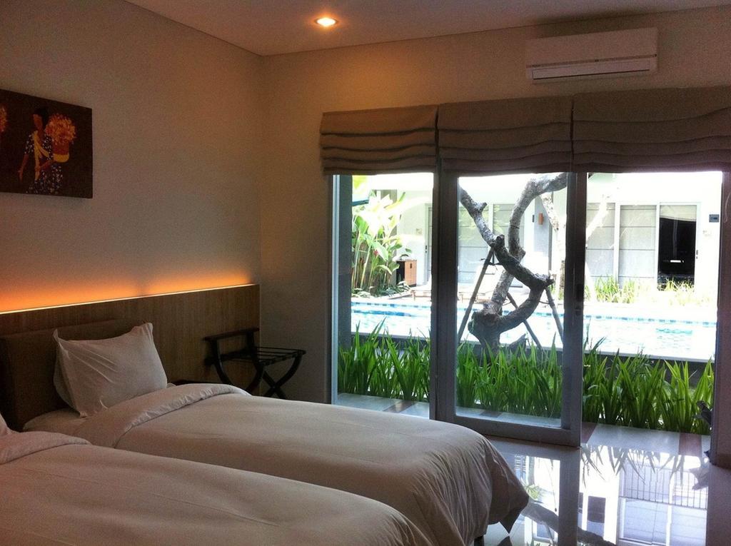 Mi Casa Residence Seminyak Rum bild
